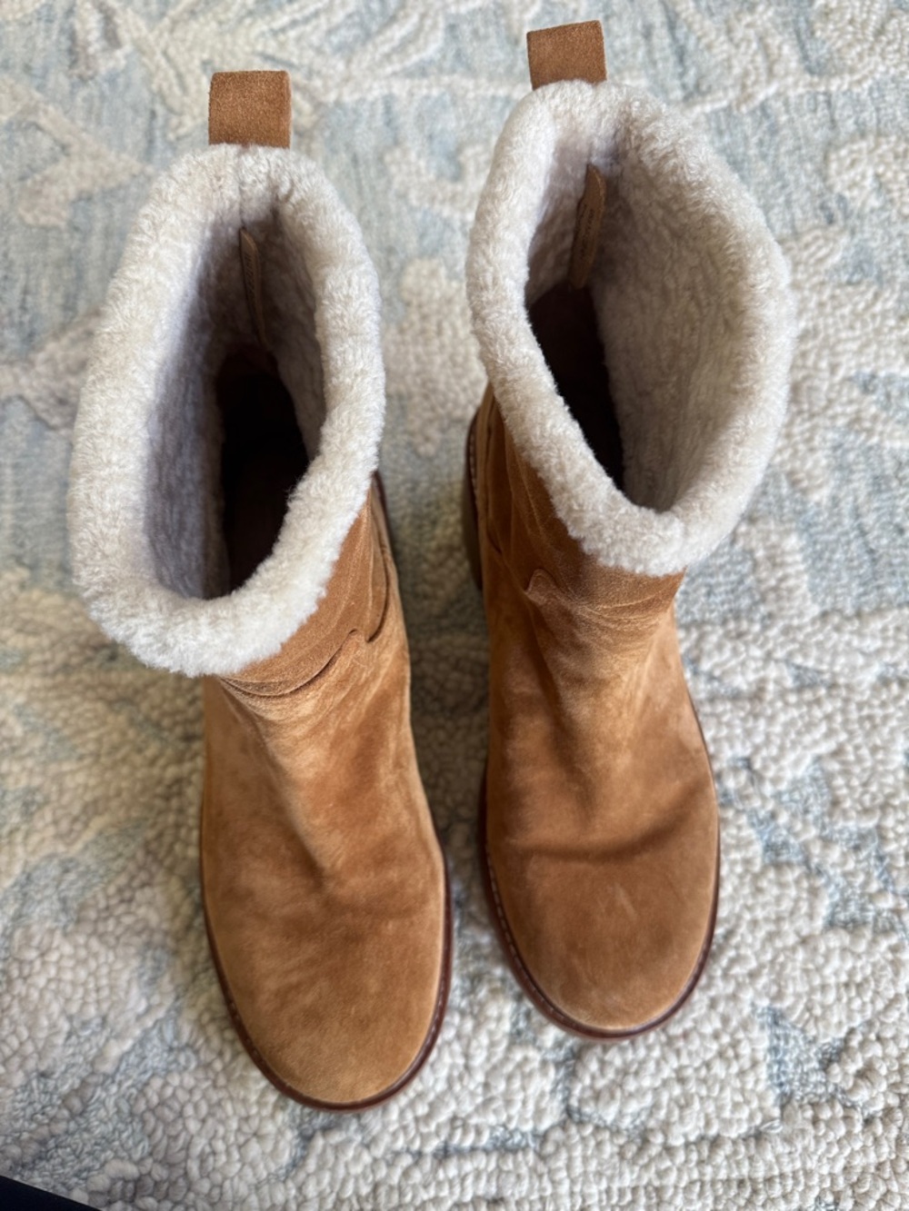 VINCE Redding Suede Shearling Ankle Boots 9.5/10* - Picture 6 of 8